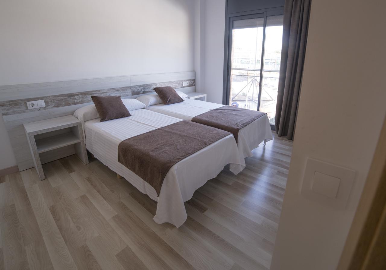 Apartaments Ponent Lloret de Mar Bagian luar foto