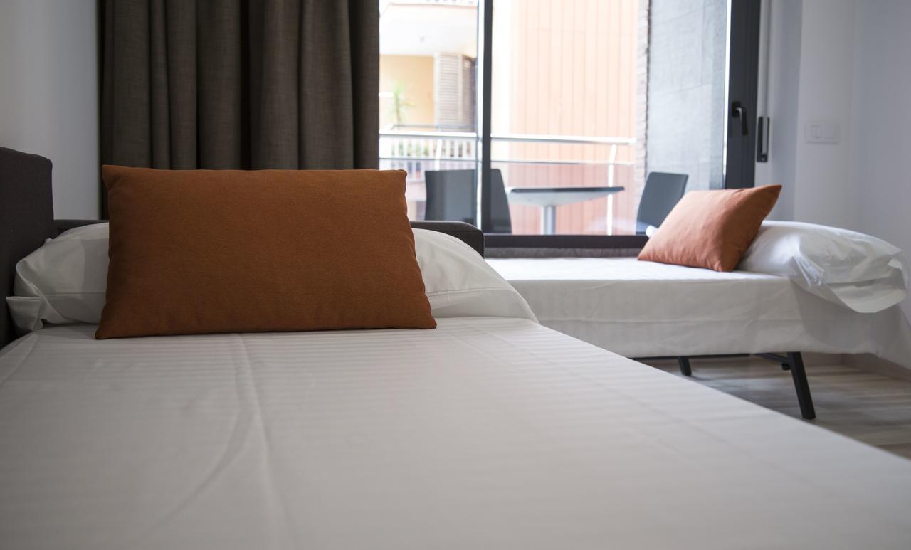 Apartaments Ponent Lloret de Mar Bagian luar foto